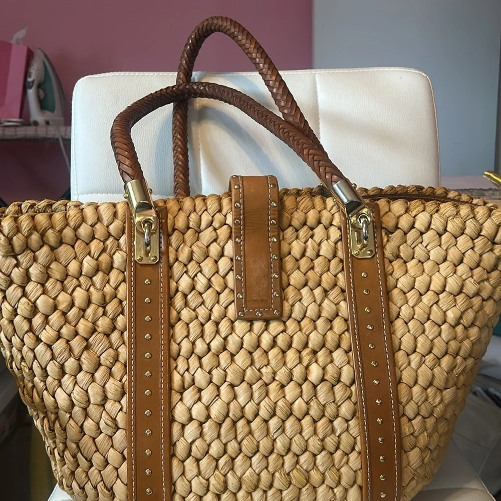 Micheal by Michael Kors Vintage straw tote with gold hardware. - Picture 2 of 8